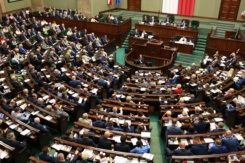 Apel Antypartii do posłów RP o rezygnację z mandatów parlamentarnych