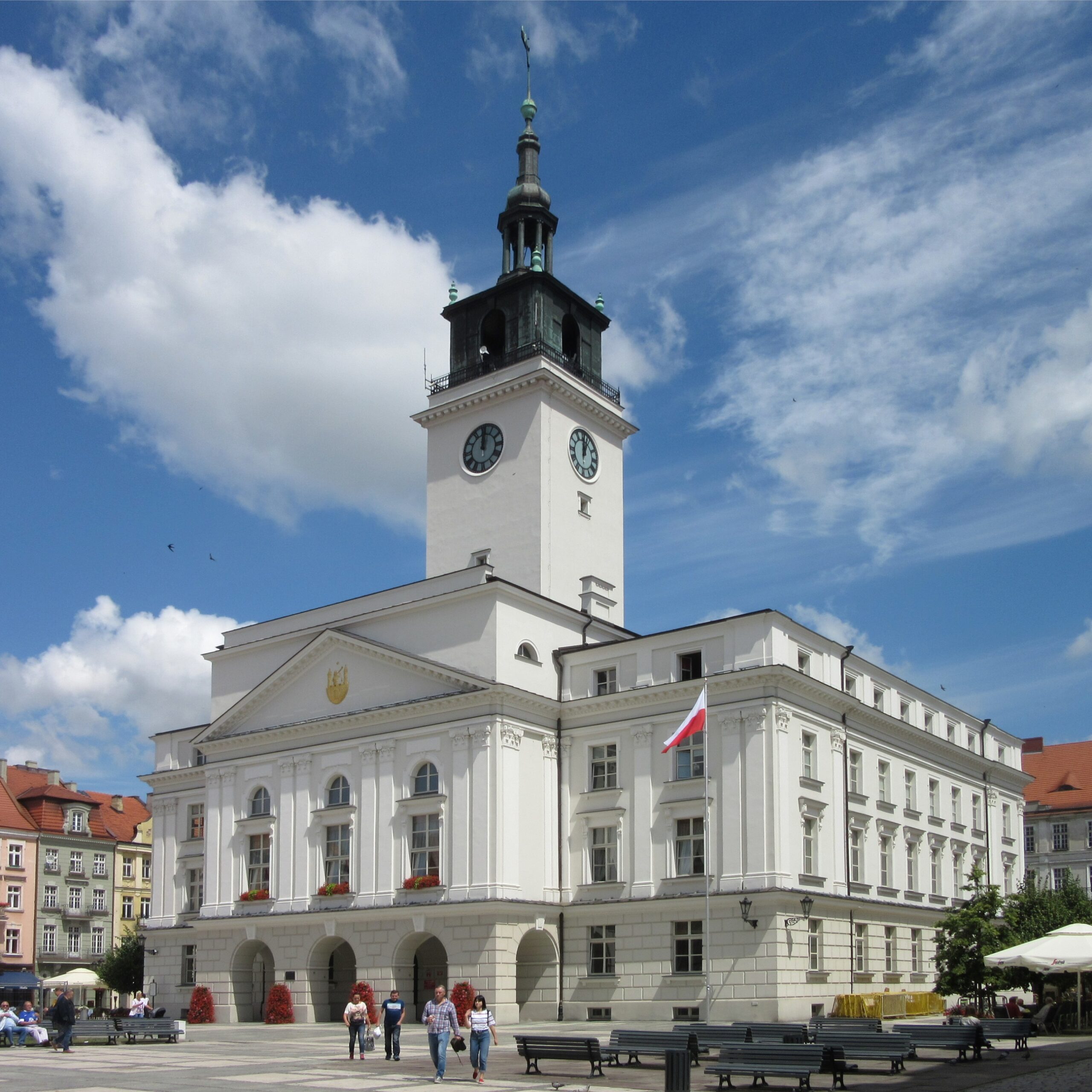 Jak można pozyskać głosy radnych?